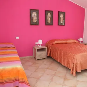 Villaggio Simenzaru 2*, Mongiove Италия