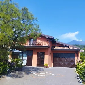  Casa vacanze Petite Maison Dell'etna Italia