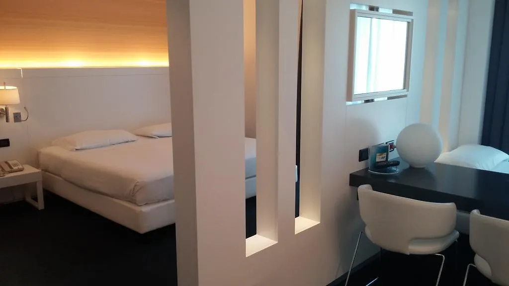****  Ih Hotels Roma Z3 איטליה