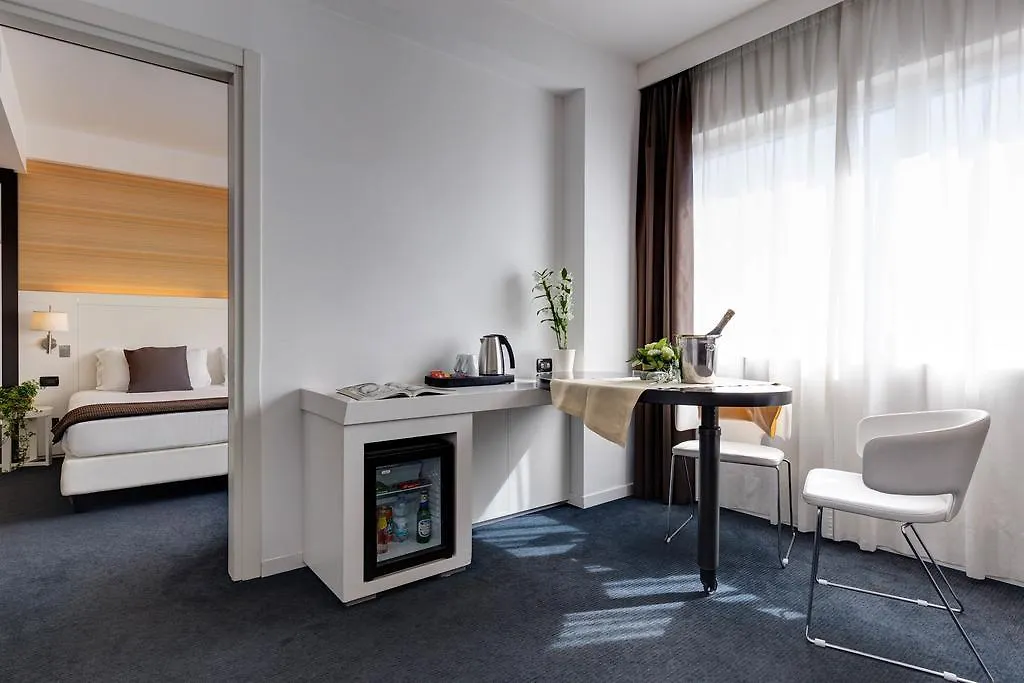Ih Hotels Roma Z3  רומא